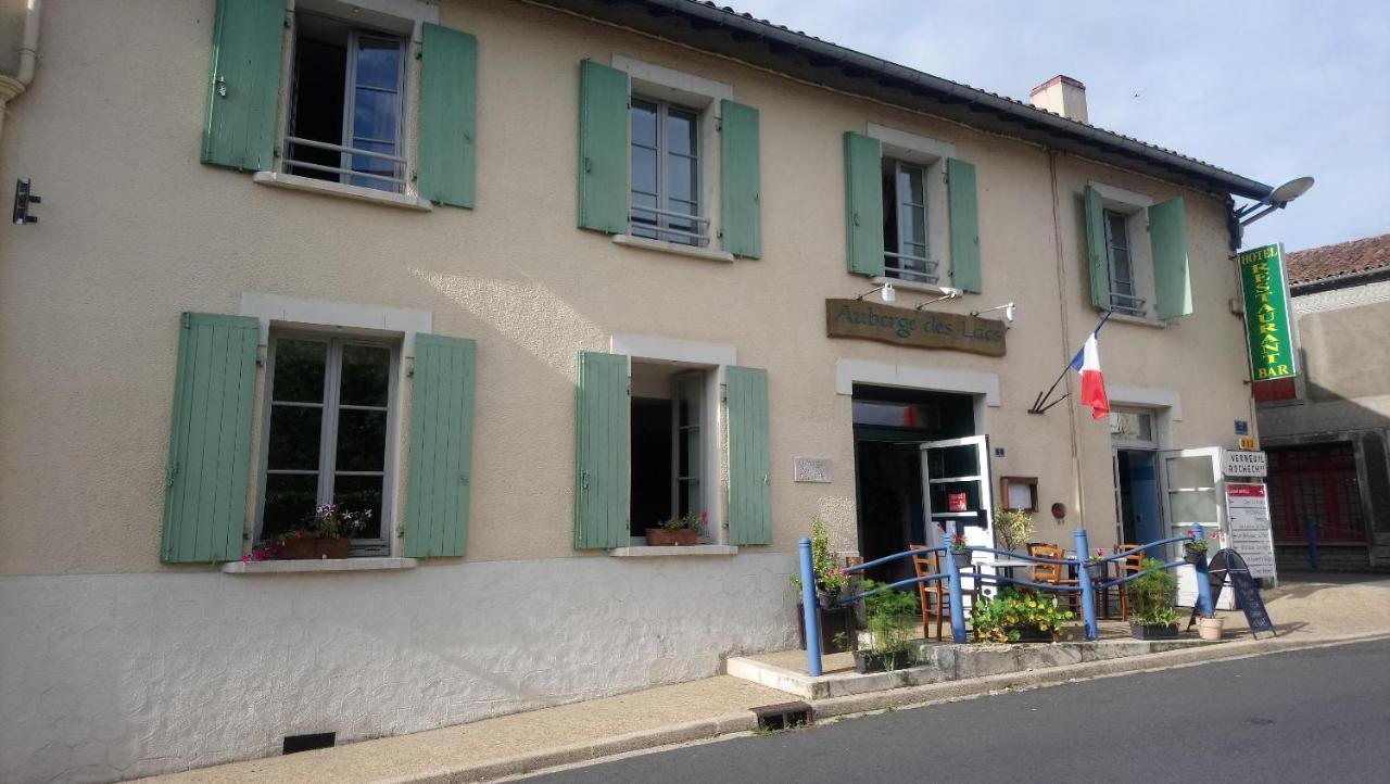 Auberge Des Lacs Massignac Kültér fotó